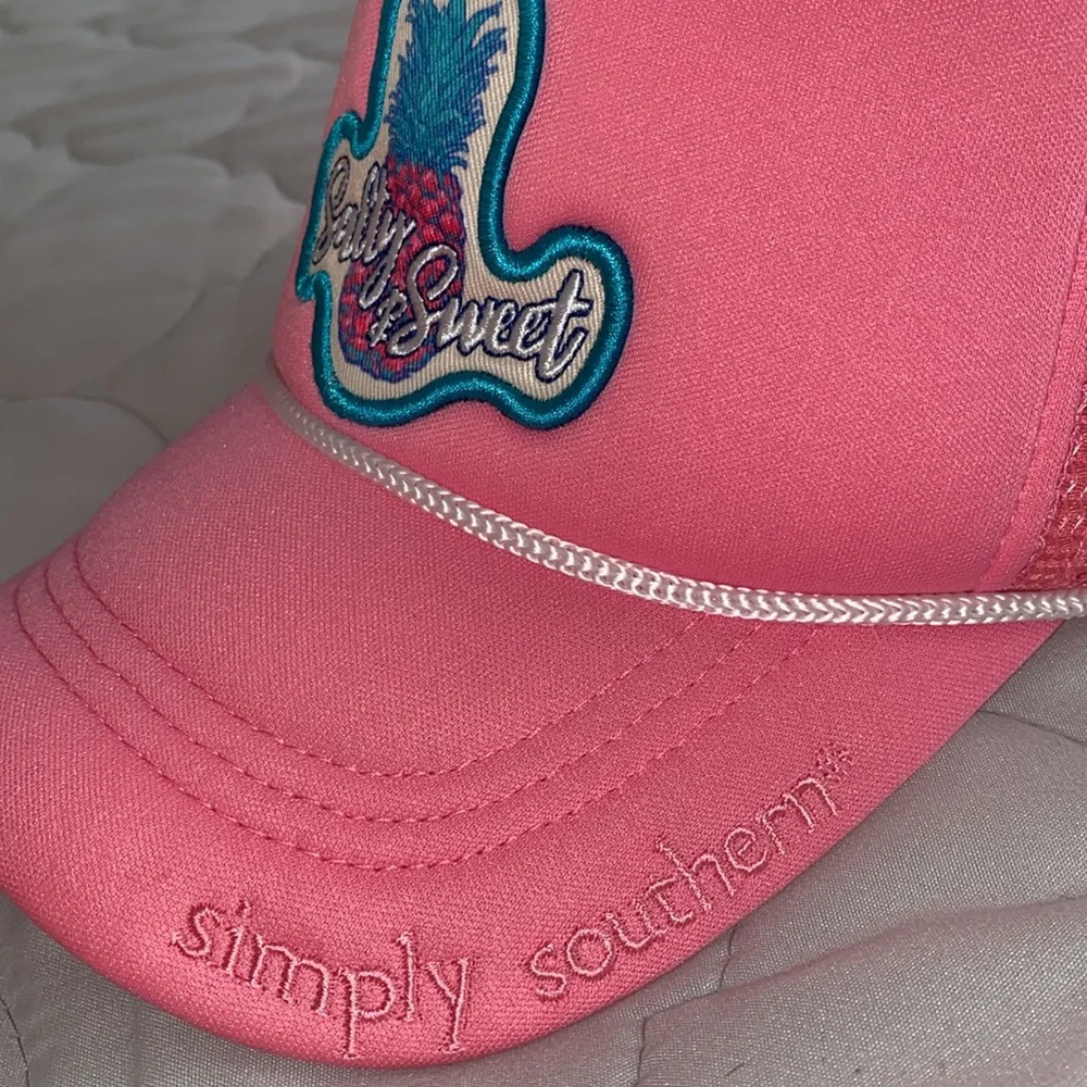 Simply‎ Southern Pink Trucker Hat SnapBack Salty & Sweet Pineapple Patch